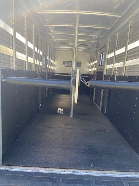 2001 Collin-Arndt Trailer 4H GN H2H Stock Combo w/Dress, 7'6