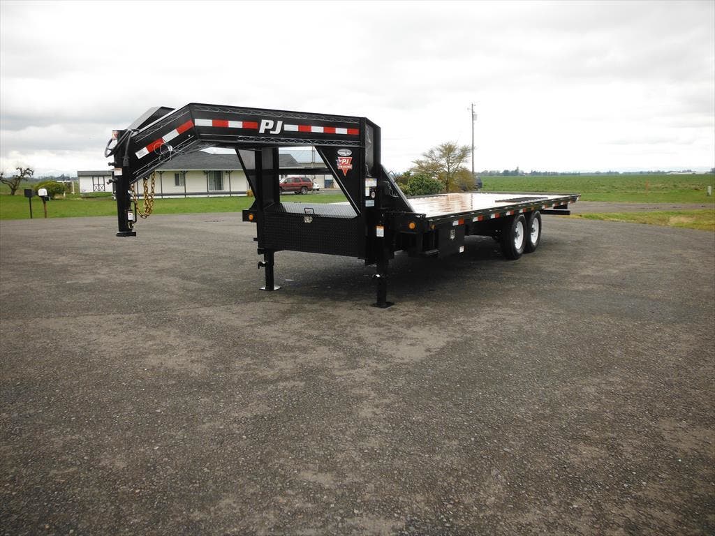 2019 PJ Trailers Tilt T9 102