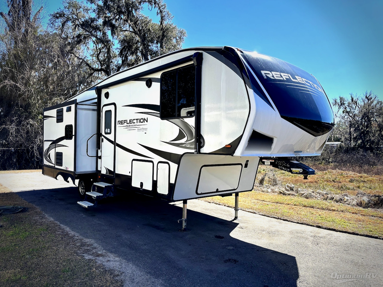2022 Grand Design Reflection 150 Series — front three-quarter view