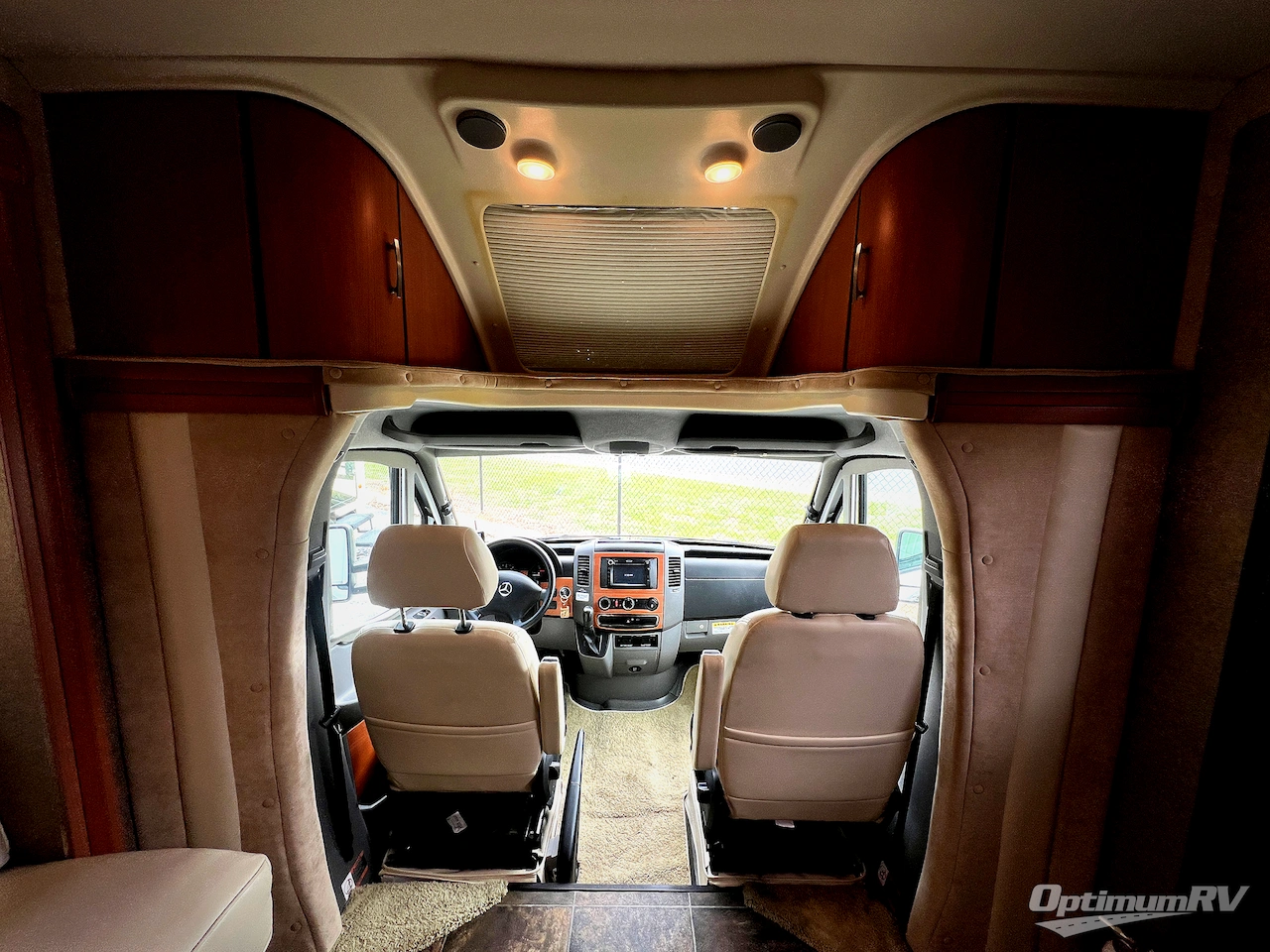 2013 Itasca Navion iQ