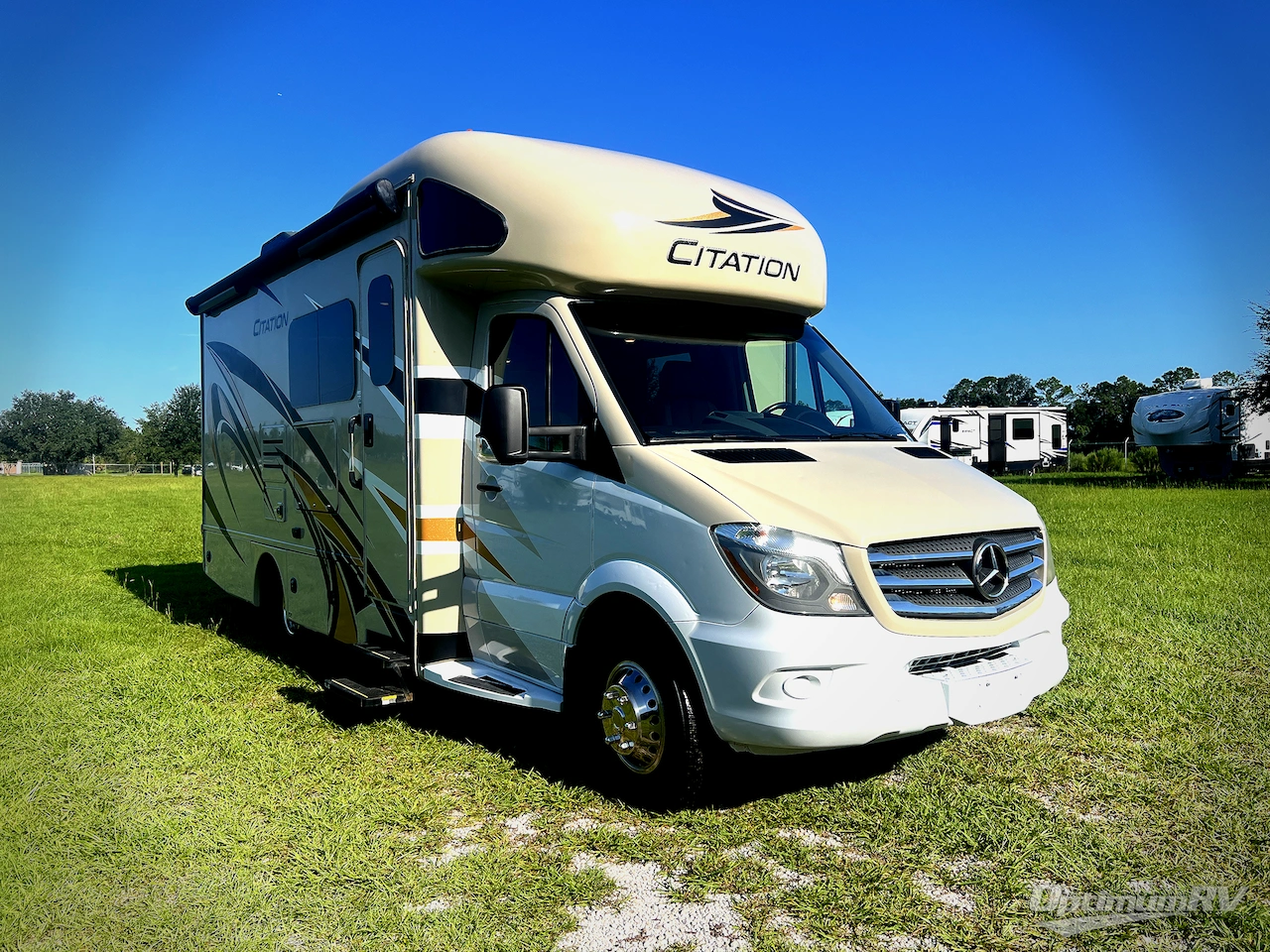 2019 Thor Citation — front three-quarter view