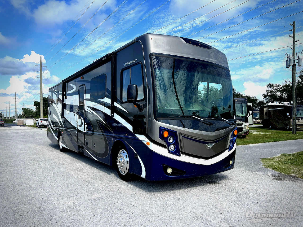 2017 Fleetwood Pace Arrow — front three-quarter view