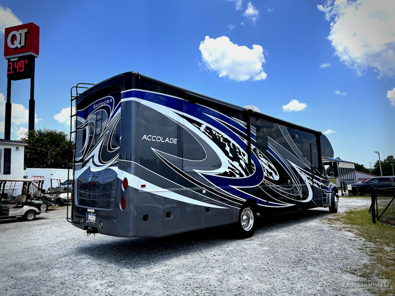 2021 Entegra Coach Accolade