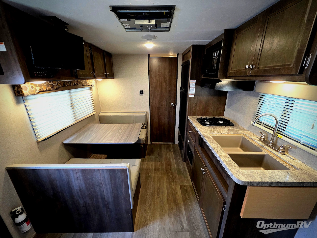 2018 Dutchmen Coleman Light LX
