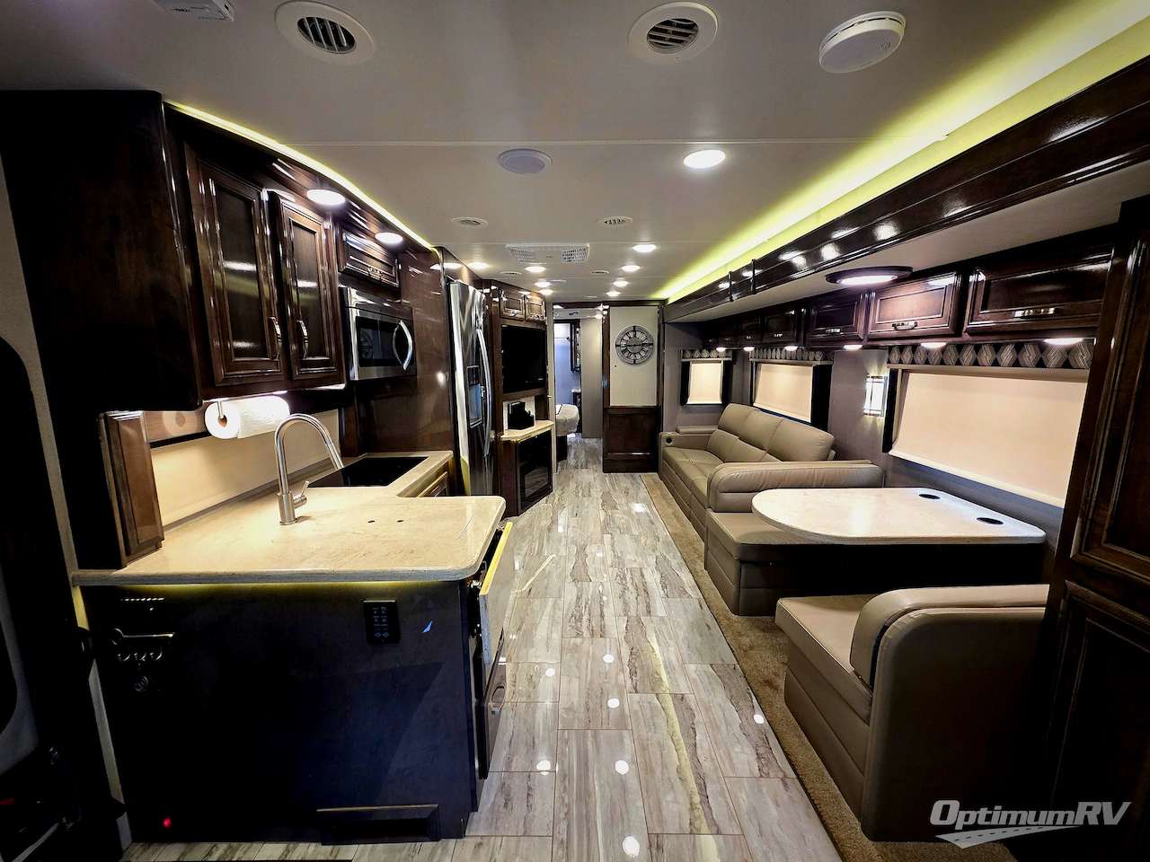 2021 Entegra Coach Accolade XL